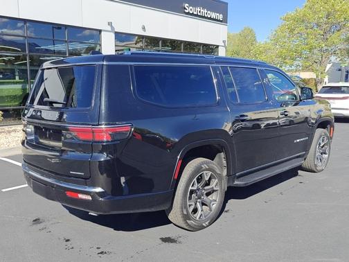 2024 Jeep Wagoneer L Series III