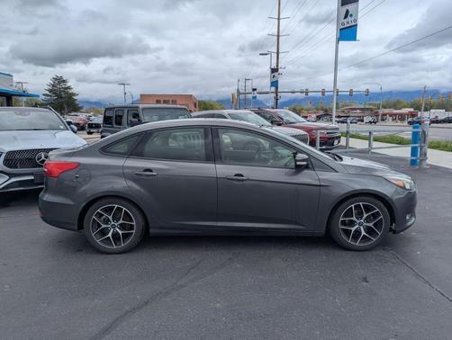 Magnetic 2017 Ford Focus SEL