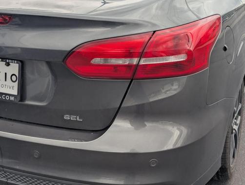 Magnetic 2017 Ford Focus SEL