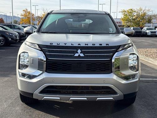 Silver Alloy 2025 Mitsubishi Outlander PHEV SE