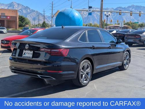 2020 Volkswagen Jetta 1.4T R-Line