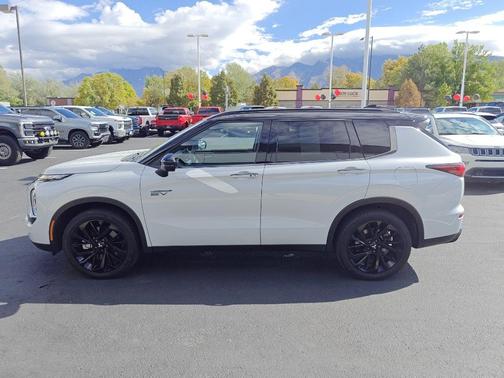 2025 Mitsubishi Outlander PHEV SEL EDITION