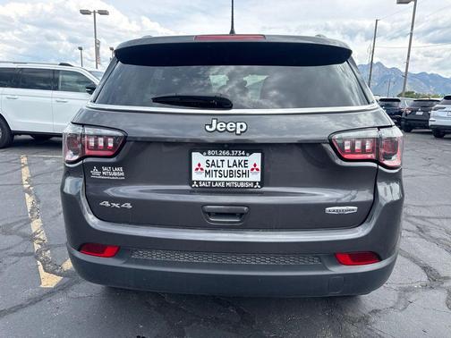 Metallic 2024 Jeep Compass Latitude