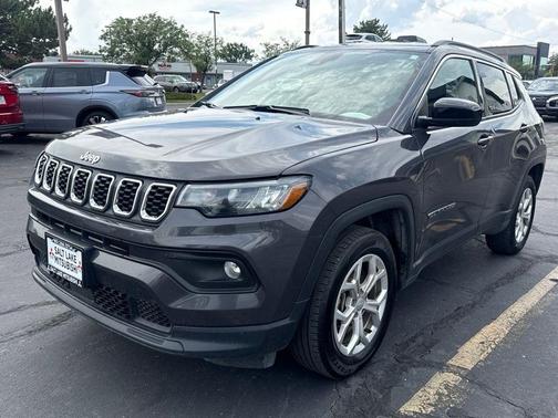 Metallic 2024 Jeep Compass Latitude