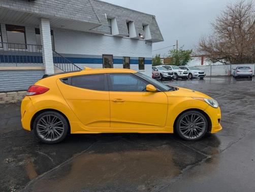 26.2 Yellow 2013 Hyundai Veloster RE:MIX