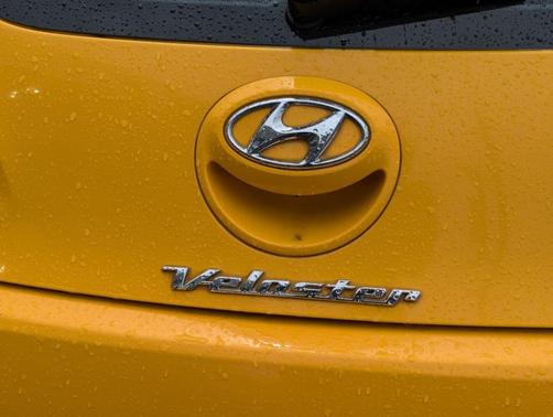 26.2 Yellow 2013 Hyundai Veloster RE:MIX