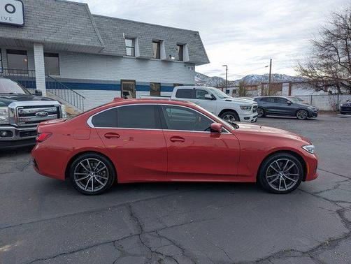2021 BMW 330 i xDrive