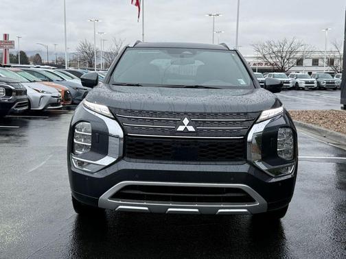 2025 Mitsubishi Outlander PHEV SEL