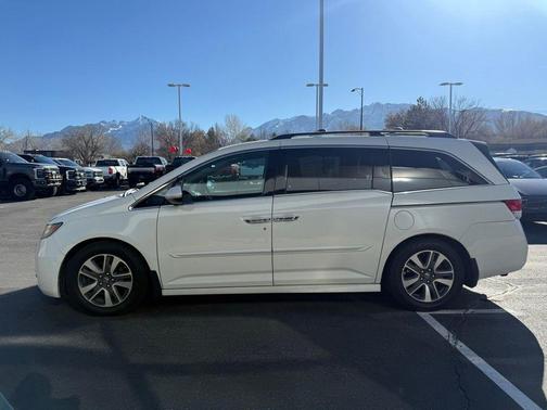 2016 Honda Odyssey Touring Elite
