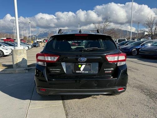 2019 Subaru Impreza 2.0i Sport