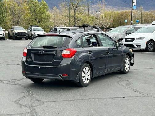 2012 Subaru Impreza 2.0i