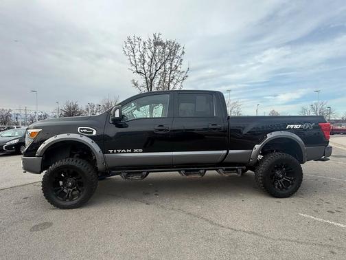2017 Nissan Titan XD PRO-4X