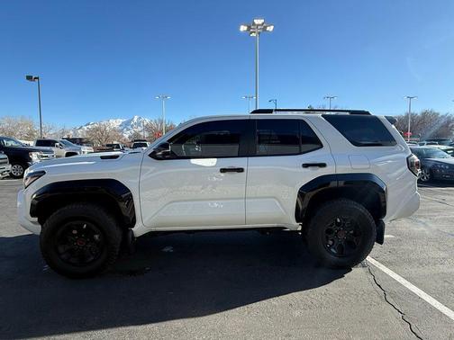 2025 Toyota 4Runner Hybrid TRD PRO