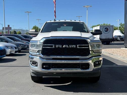 Bright White Clearcoat 2022 RAM 2500 Tradesman