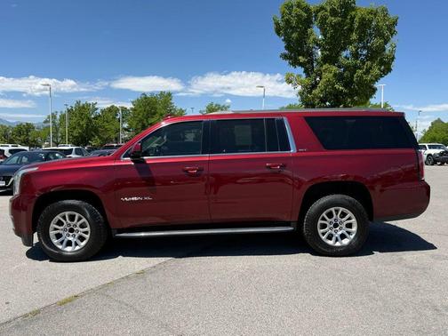 Crimson Red Tintcoat 2019 GMC Yukon XL SLT
