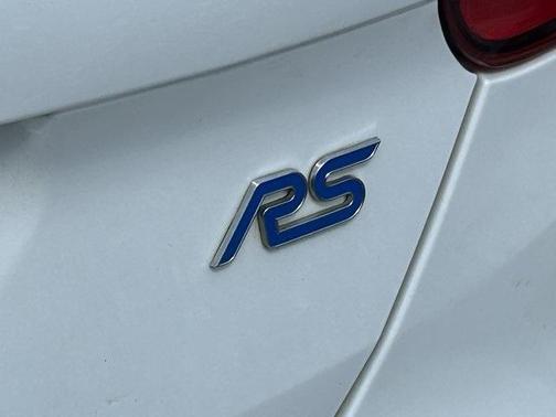 2017 Ford Focus RS Base