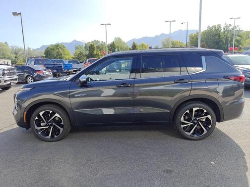 2025 Mitsubishi Outlander PHEV 