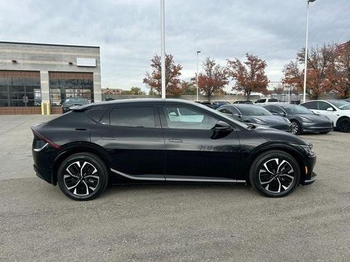 2023 Kia EV6 Wind