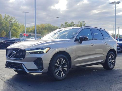 2025 Volvo XC60 B5 Core