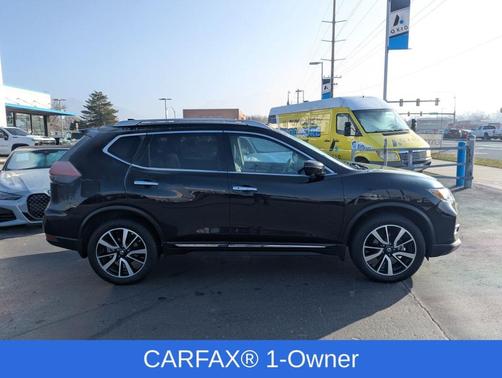 2020 Nissan Rogue SL