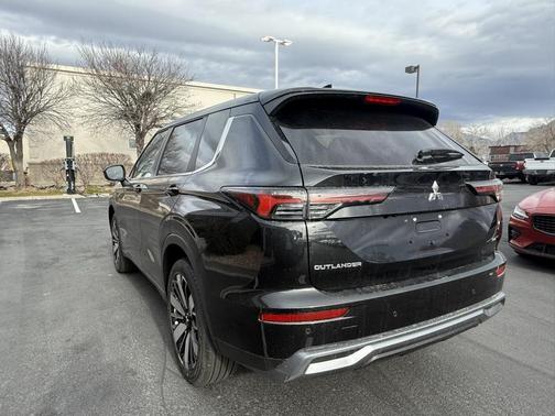2026 Mitsubishi Outlander 