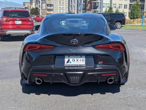 2021 Toyota Supra 2.0