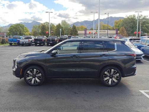 2025 Mitsubishi Outlander