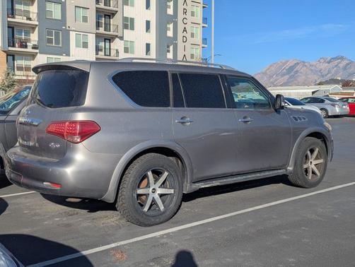 2012 INFINITI QX56 Base