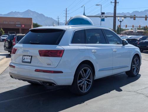 2018 Audi Q7 3.0T Premium Plus