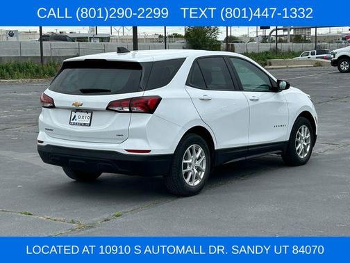 Summit White 2022 Chevrolet Equinox LS