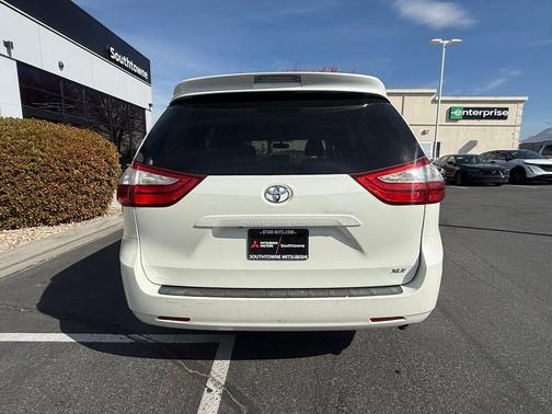 2017 Toyota Sienna L