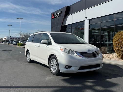 2017 Toyota Sienna L
