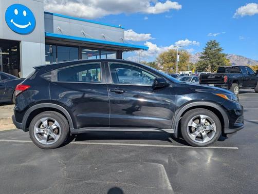Gray 2022 Honda HR-V LX