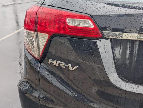 Gray 2022 Honda HR-V LX
