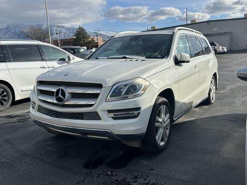 White 2013 Mercedes-Benz GL-Class GL 450 4MATIC
