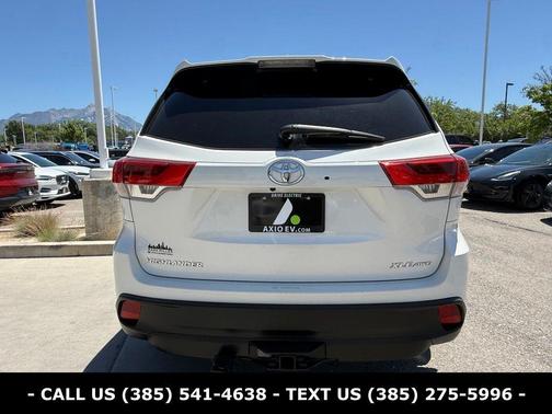 Blizzard Pearl 2019 Toyota Highlander XLE