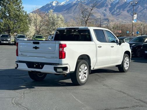 Summit White 2021 Chevrolet Silverado 1500 Custom