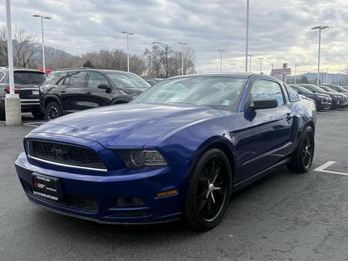 2013 Ford Mustang V6