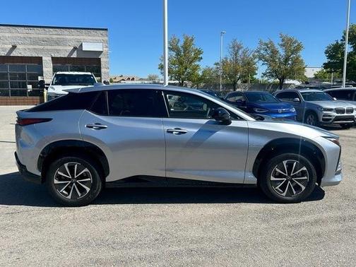 2024 Lexus RZ 450e Premium