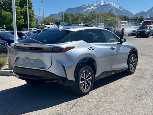 2024 Lexus RZ 450e Premium