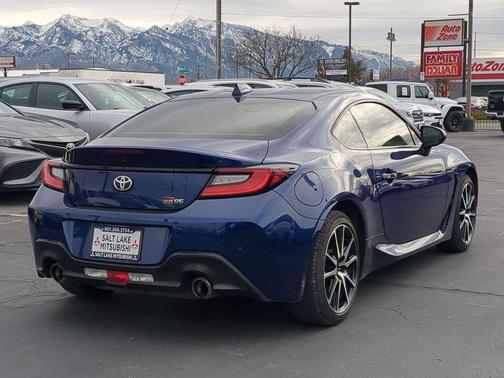 2023 Toyota GR86 Base