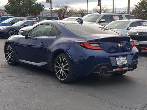 2023 Toyota GR86 Base