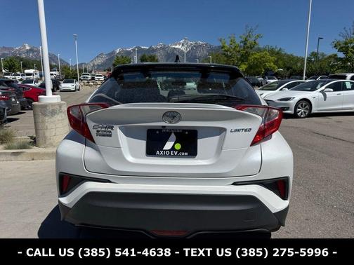 Pearl 2022 Toyota C-HR Limited