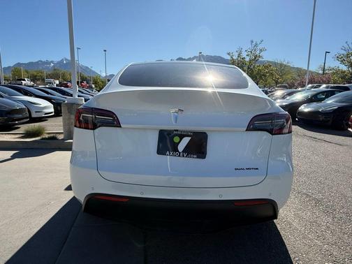 White 2020 Tesla Model Y Long Range