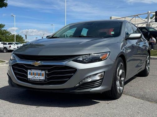 Sterling Gray Metallic 2024 Chevrolet Malibu LT