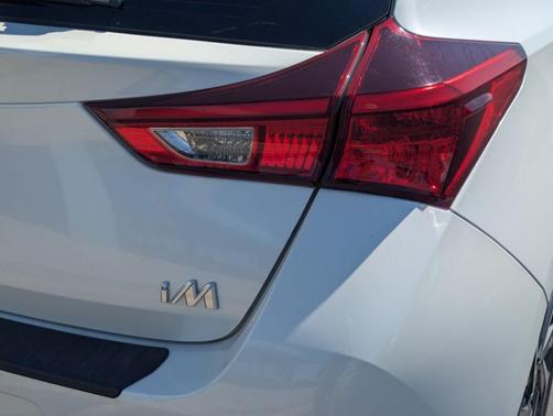 2016 Scion iM Base