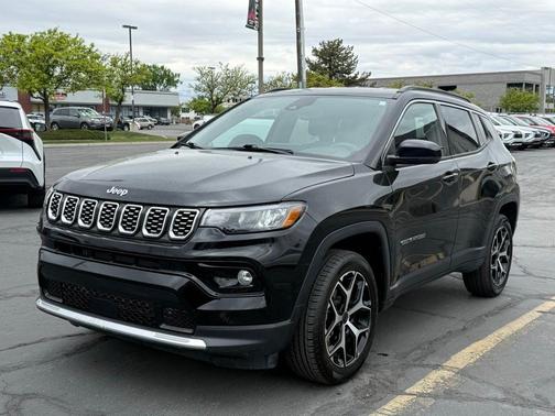 Diamond Black 2025 Jeep Compass Limited