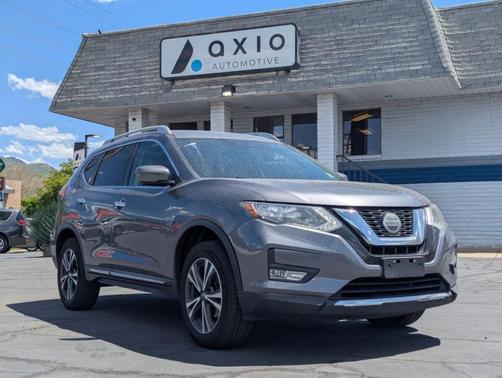 Gun Metallic 2018 Nissan Rogue SL