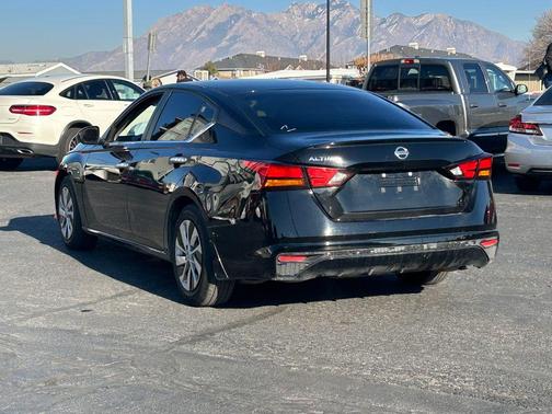 2022 Nissan Altima 2.5 S
