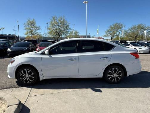 Cloud White 2017 Nissan Sentra SV